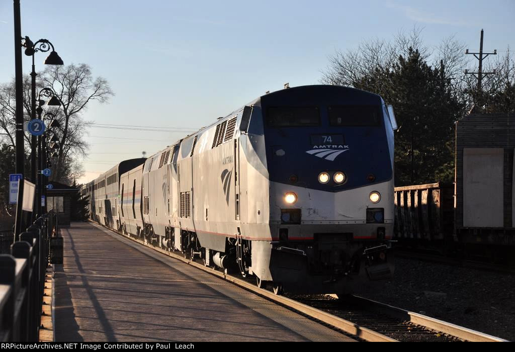 Late running "California Zephyr" races east past manifest